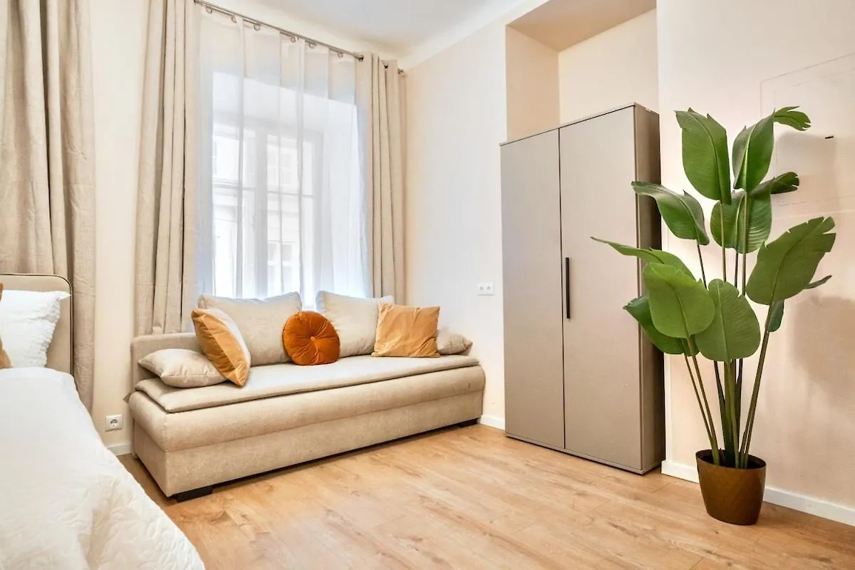 Votivpark Rooms I Self Check In Wien